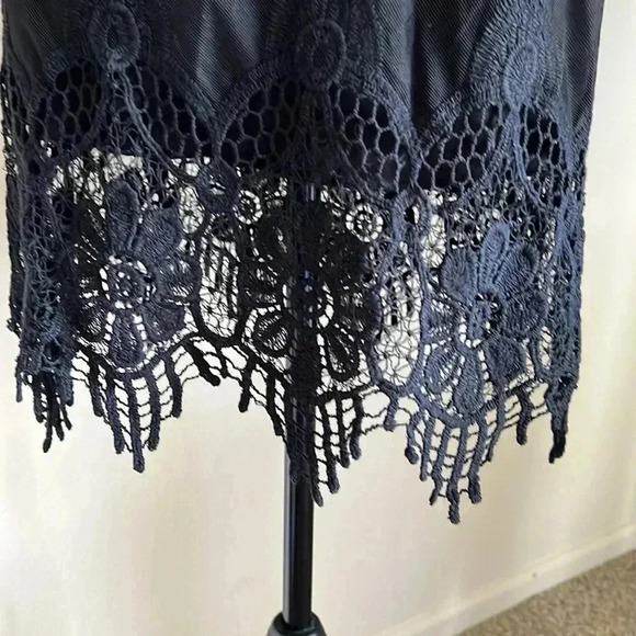 HALO Women’s Black Lace Fringe Sheer Floral Lined Boho 3/4 Sleeve Top Medium - Picture 6 of 16